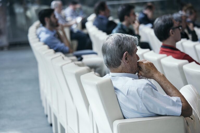 Konferencje branżowe w Polsce – jak wybrać idealne miejsce w największych miastach?